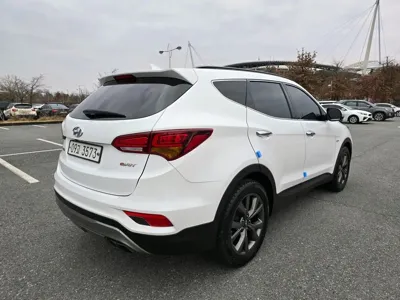 Hyundai Santafe 2017, 107626 км, за 16400000 KRW
