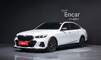 BMW 5-Series · 2024 год