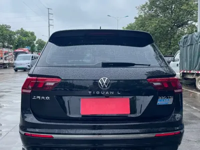 Volkswagen Tiguan L 2021, 72000 км, за 103800 CNY - фото 8