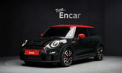 MINI Cooper · 2023 год