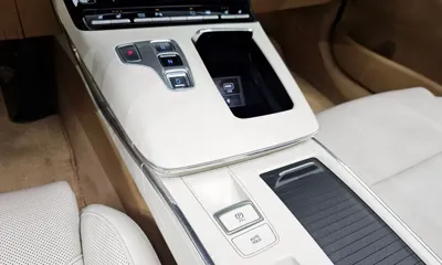 Hyundai Grandeur 2020, 101222 км, за 27500000 KRW - фото 9