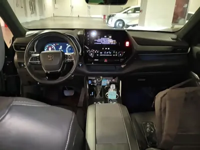 Toyota Crown Kluger 2024, 45000 км, за 182300 CNY - фото 16