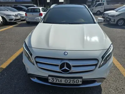 Mercedes-Benz GLA-Class · 2015 год