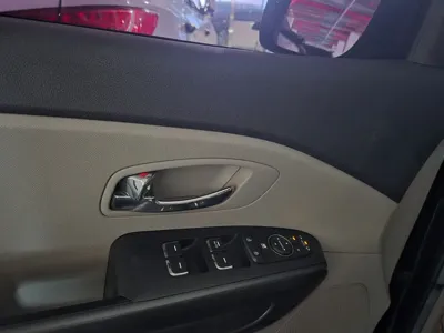 Kia Canival 2019, 261503 км, за 6300000 KRW - фото 7