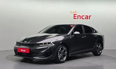 Kia K5 · 2021 год
