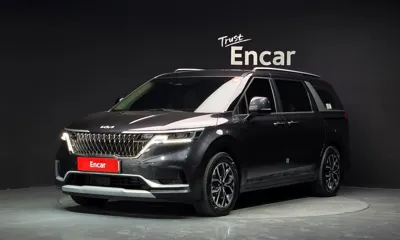 Kia Canival · 2023 год