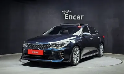 Kia K5 · 2018 год