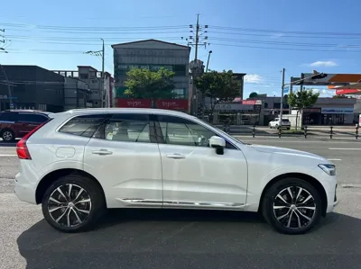 Volvo XC60 2025, 4000 км, за 70910000 KRW