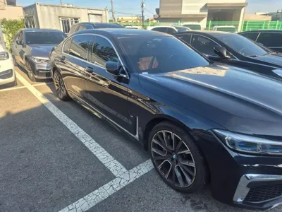 BMW 7-Series 2022, 120523 км, за 53900000 KRW
