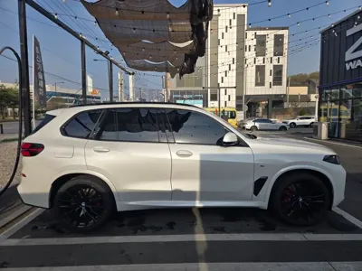 BMW X5 2026, 4000 км, за 139000000 KRW