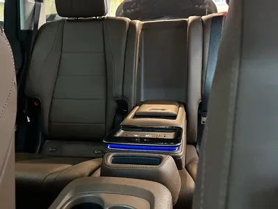 Mercedes-Benz GLS 2024, 40000 км, за 638800 CNY - фото 9