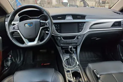 Geely Auto Emgrand 2017, 62300 км, за 38597.47 CNY - фото 18