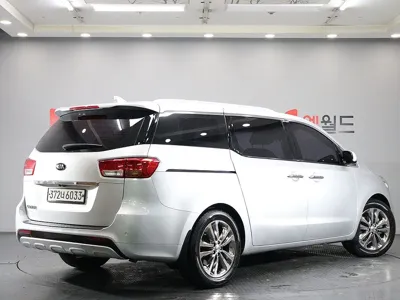 Kia Canival 2016, 123046 км, за 10990000 KRW - фото 4