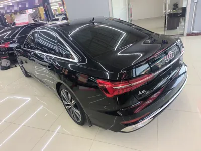 Audi A6L 2024, 63099 км, за 282938.28 CNY