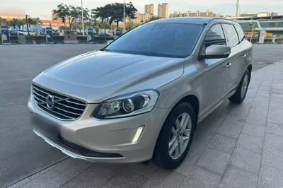 Volvo XC60 · 2017 год