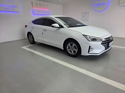 Hyundai Avante 2019, 267389 км, за 6500000 KRW - фото 2