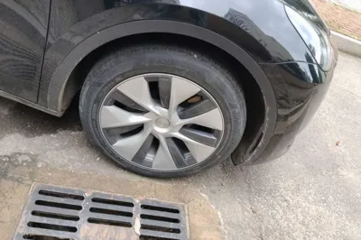 Tesla Model Y 2022, 75300 км, за 152716.38 CNY - фото 8