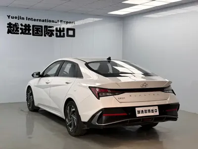 Hyundai Elantra 2023, 30000 км, за 106800 CNY - фото 8
