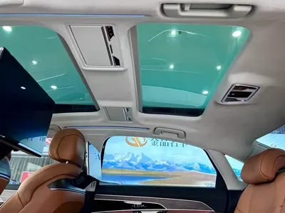 Audi A8 2025, 9000 км, за 700300 CNY - фото 12