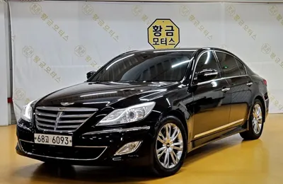 Hyundai Genesis · 2012 год
