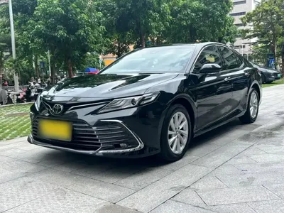 Toyota Camry 2023, 27799 км, за 120100 CNY - фото 2