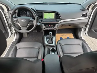 Hyundai Avante 2018, 57895 км, за 10900000 KRW - фото 6