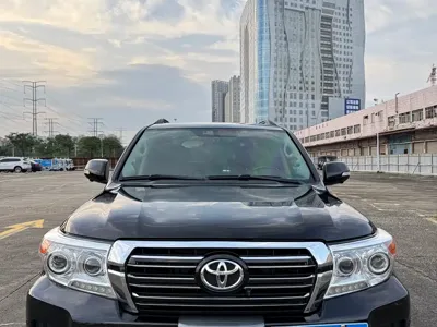 Toyota Land Cruiser 2016, 170000 км, за 231800 CNY