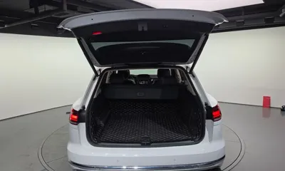 Volkswagen Touareg 2021, 148356 км, за 33990000 KRW - фото 20