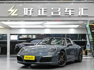 Porsche 911 2018, 64000 км, за 728000 CNY