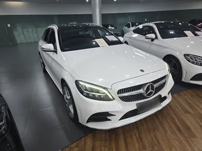 Mercedes-Benz C-Class 2019, 89100 км, за 146941.74 CNY