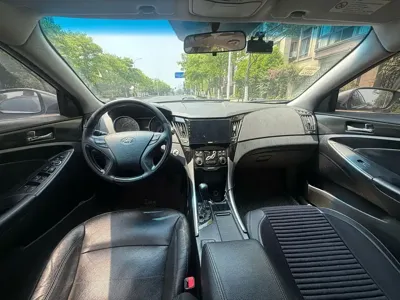 Hyundai Sonata 2013, 150000 км, за 18800 CNY - фото 8