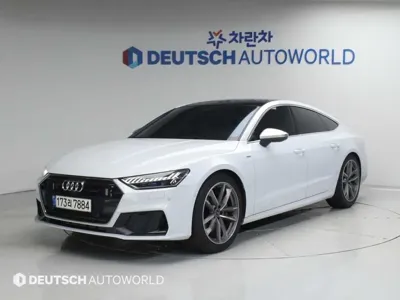 Audi A7 · 2021 год