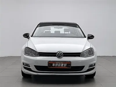 Volkswagen Golf 2018, 70700 км, за 45800 CNY