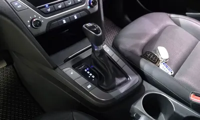 Hyundai Avante 2018, 95515 км, за 9500000 KRW - фото 9