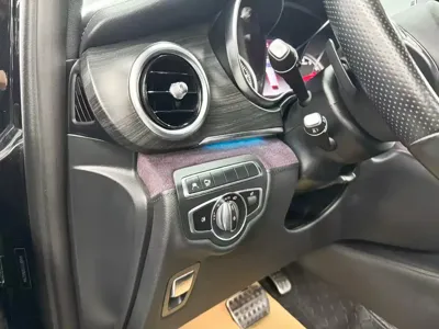 Mercedes-Benz V-Class 2019, 80000 км, за 188800 CNY - фото 10