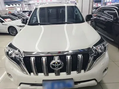 Toyota Prado 2017, 90399 км, за 220600 CNY