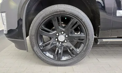 Cadillac Escalade 2015, 142695 км, за 29000000 KRW - фото 5