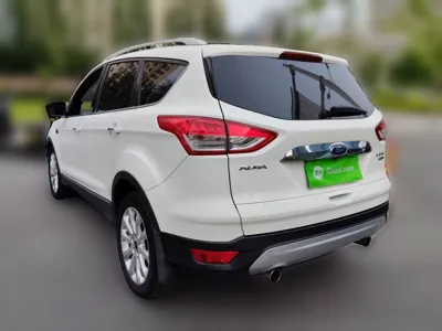 Ford Kuga 2013, 104900 км, за 30863.28 CNY