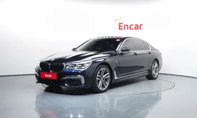 BMW 7-Series · 2018 год