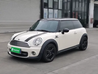 MINI Mini Cooper · 2012 год