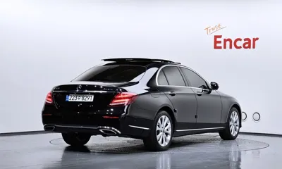 Mercedes-Benz E-Class 2019, 63280 км, за 28900000 KRW - фото 2
