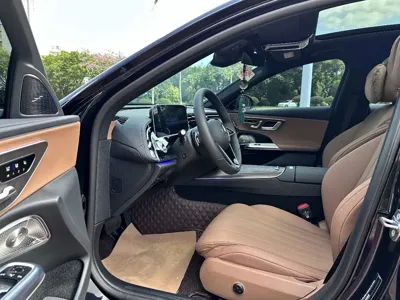 Mercedes-Benz E-Class 2025, 17000 км, за 328000 CNY