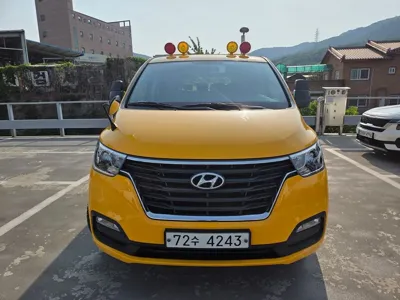 Hyundai Starex 2021, 45000 км, за 29900000 KRW