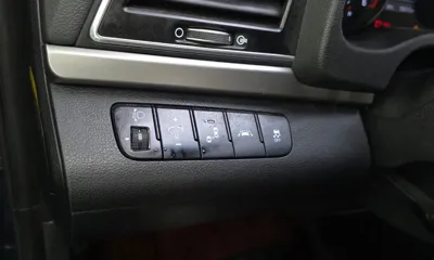 Hyundai Avante 2016, 158312 км, за 5200000 KRW - фото 17
