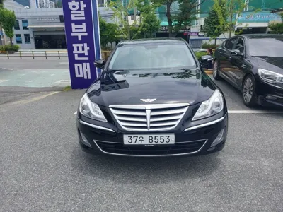 Hyundai Genesis · 2013 год