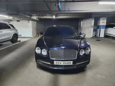 Bentley Flying Spur 2016, 77000 км, за 59990000 KRW