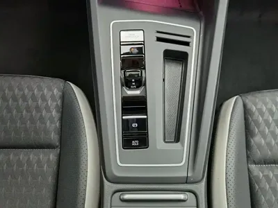 Volkswagen Golf 2025, 3200 км, за 99800 CNY - фото 13