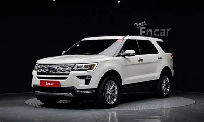 Ford Explorer · 2018 год