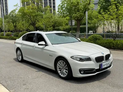 BMW 5 Series 2017, 110000 км, за 82800 CNY
