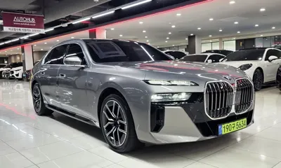 BMW 7-Series · 2025 год